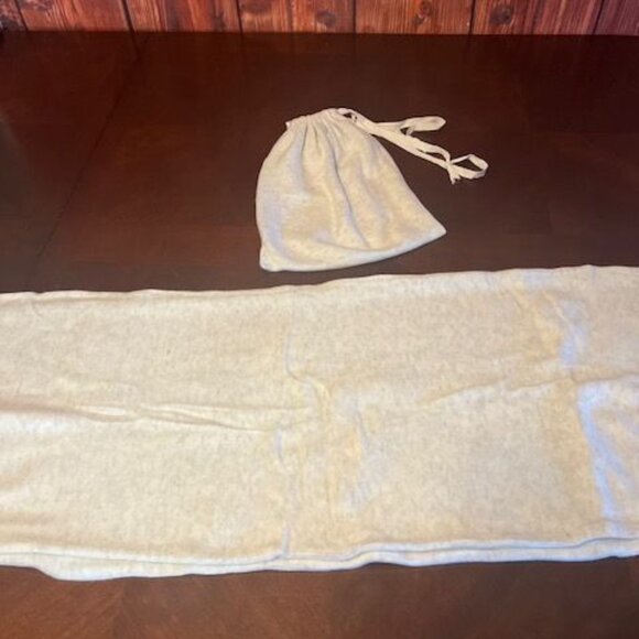 La Cera  Scarf & Bag Set Light Gray  Versatile accessory set - Picture 8 of 8